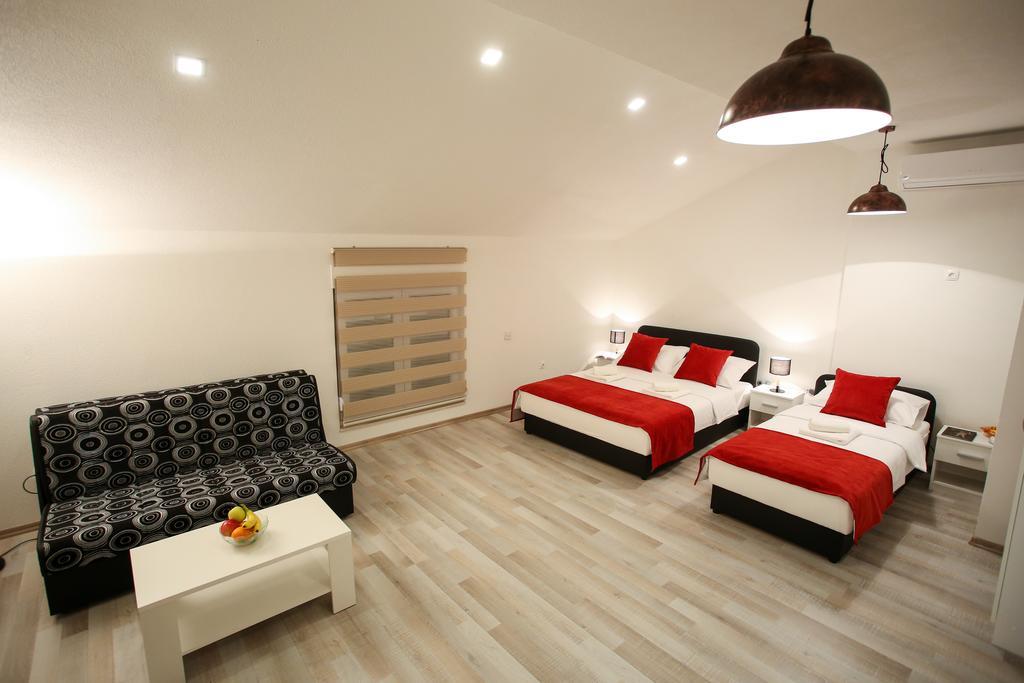 Central Located Guest House Μόσταρ Εξωτερικό φωτογραφία