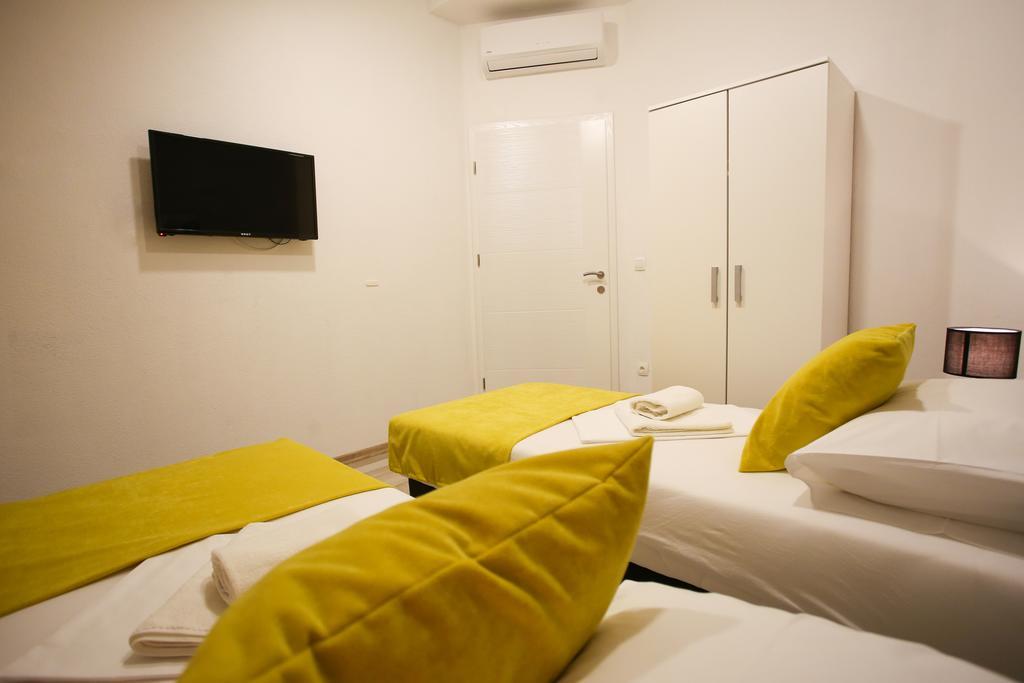 Central Located Guest House Μόσταρ Εξωτερικό φωτογραφία