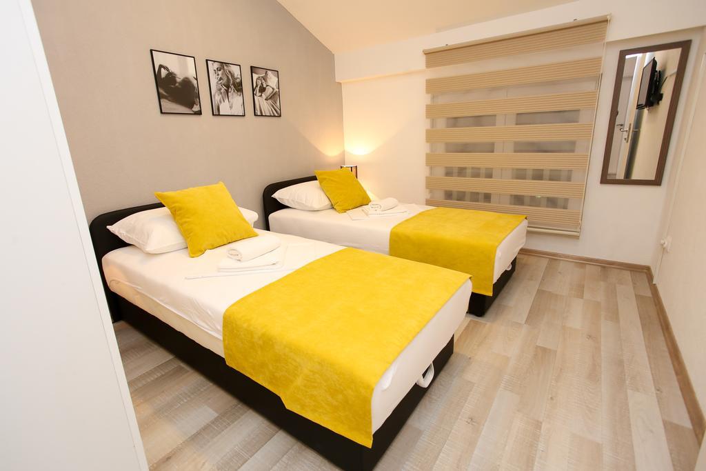 Central Located Guest House Μόσταρ Εξωτερικό φωτογραφία