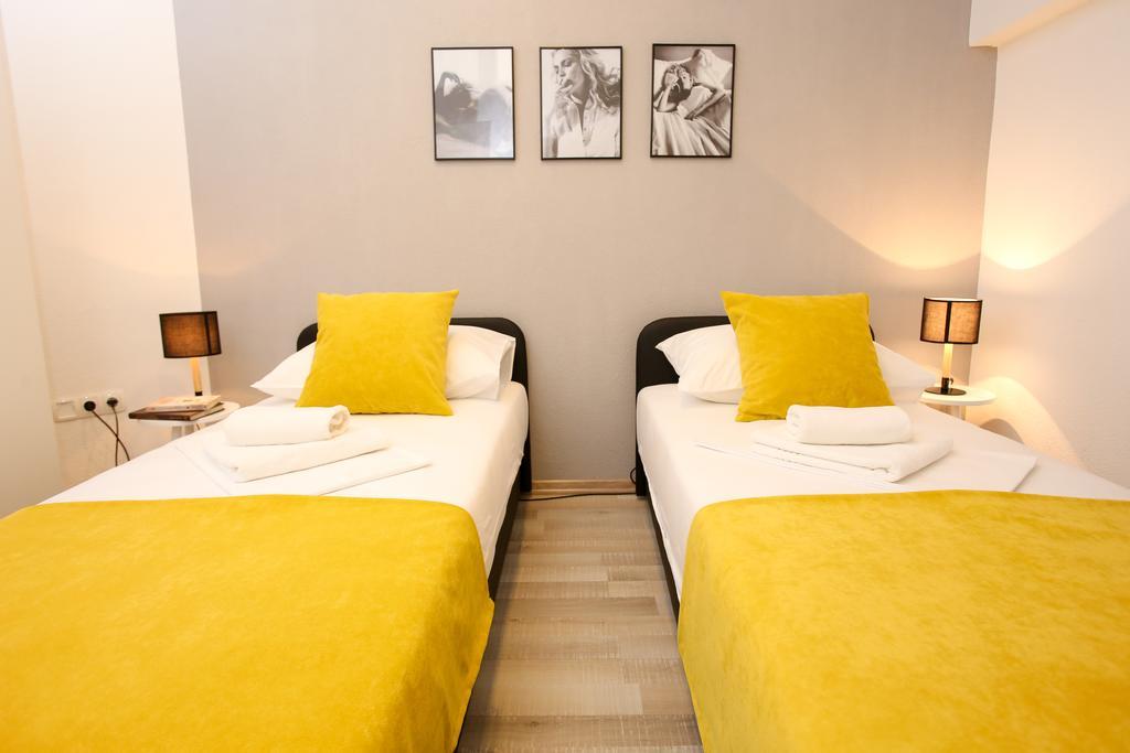 Central Located Guest House Μόσταρ Εξωτερικό φωτογραφία