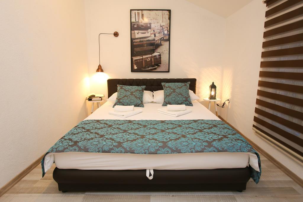 Central Located Guest House Μόσταρ Εξωτερικό φωτογραφία